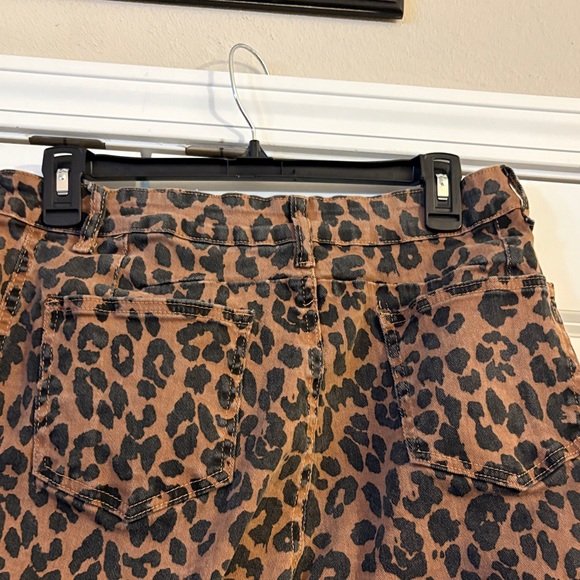 Barrel Jeans - Picture 7 of 11